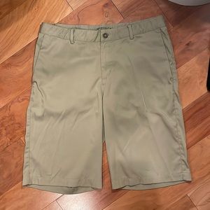 Nike Golf / Dri-fit Shorts / XL